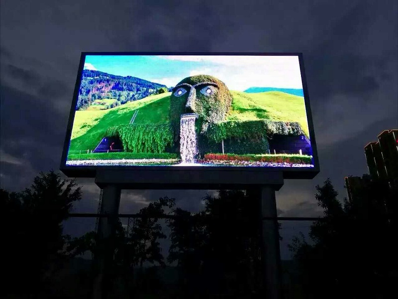 戶外LED顯示屏在雷雨高發區注意事項
